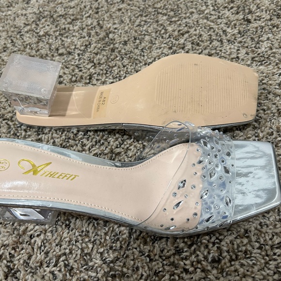 Women's Clear Silver Heels - Picture 1 of 2